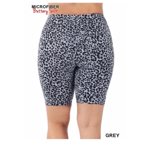 NEW Plus Size Leopard Print biker shorts - Picture 2 of 7